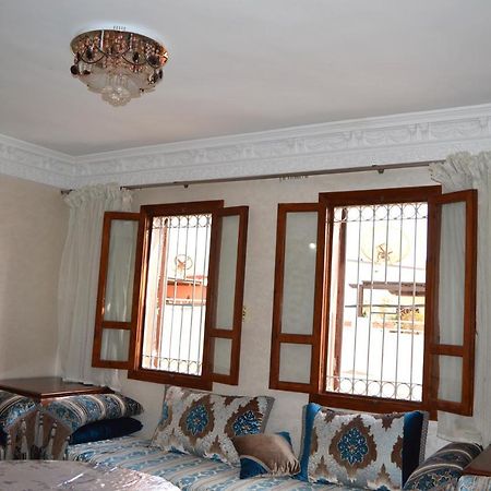 Appartement Ideal Riad Al Salam A 8 Minutes De La Plage Du Centre Ville,Wifi Et Parking Gratuits アガディール エクステリア 写真