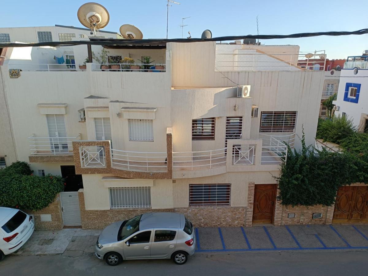 Appartement Ideal Riad Al Salam A 8 Minutes De La Plage Du Centre Ville,Wifi Et Parking Gratuits アガディール エクステリア 写真