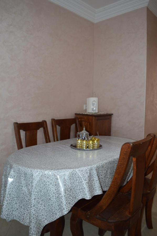 Appartement Ideal Riad Al Salam A 8 Minutes De La Plage Du Centre Ville,Wifi Et Parking Gratuits アガディール エクステリア 写真