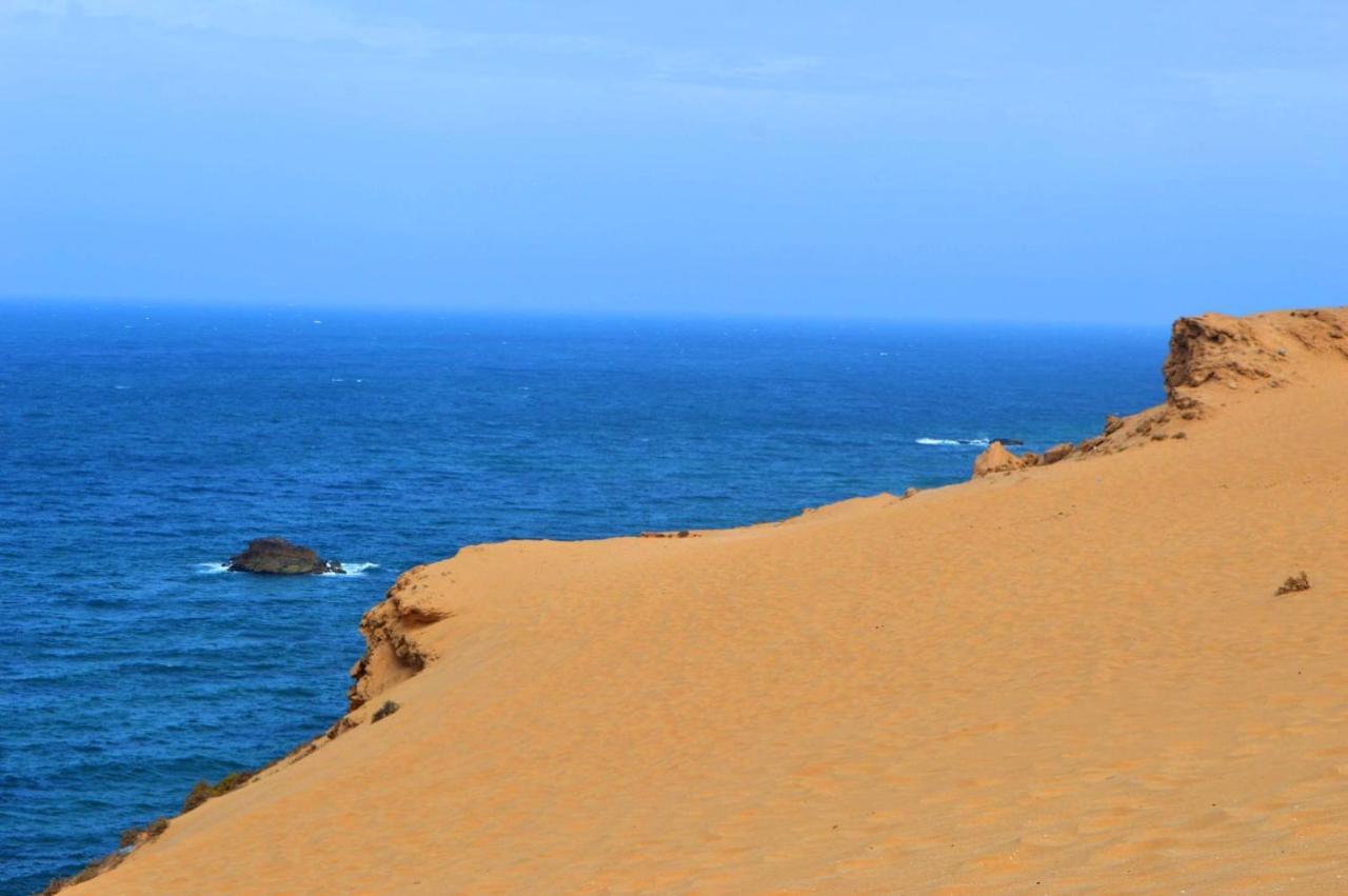 Appartement Ideal Riad Al Salam A 8 Minutes De La Plage Du Centre Ville,Wifi Et Parking Gratuits アガディール エクステリア 写真